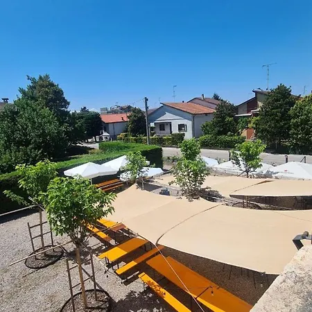 Casa Vacanze Il Viandante Di Mezzena Annalisa Porto Mantovano Exterior photo