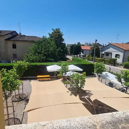Casa Vacanze Il Viandante Di Mezzena Annalisa Porto Mantovano Exterior photo